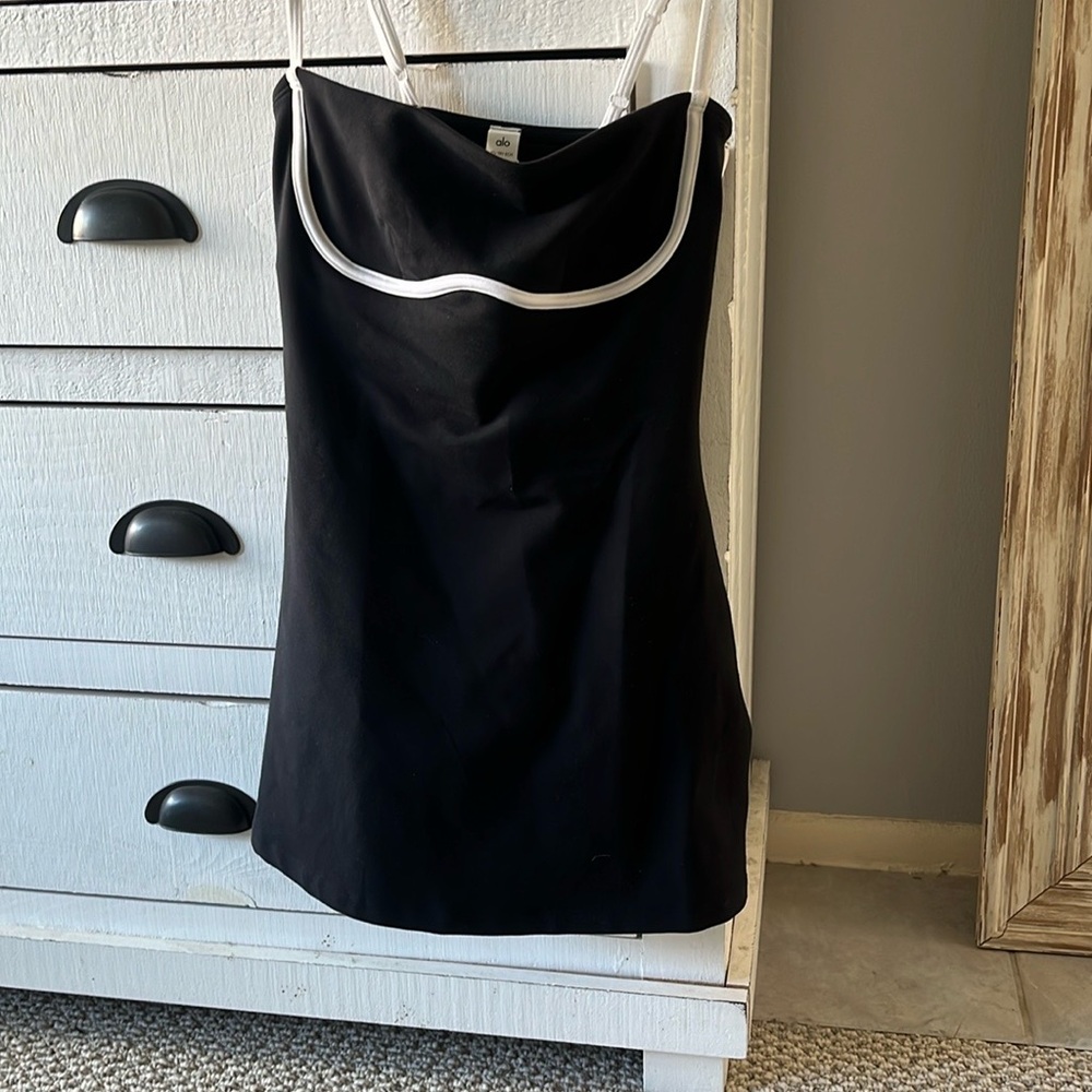Alo Yoga Airbrush Steamlined dress Black and white - Picture 3 of 3